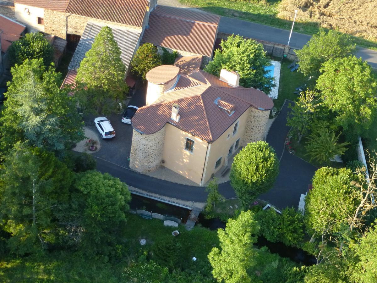 Chateau Des Aiguilles Saint-Rémy-de-Chargnat Exteriér fotografie